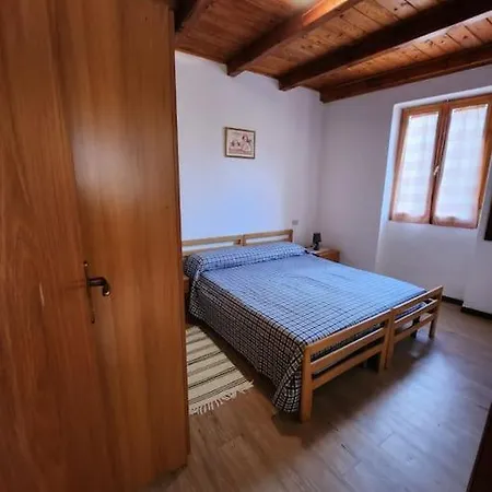 Casa A Forno Di Valstrona Con Terrazzo E Giardino Holiday home Strona