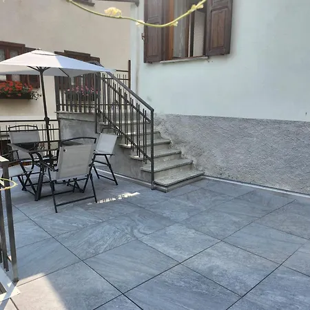 펜션 Casa A Forno Di Valstrona Con Terrazzo E Giardino *