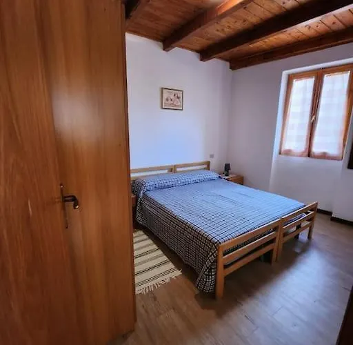 Casa A Forno Di Valstrona Con Terrazzo E Giardino Ferienhaus Strona