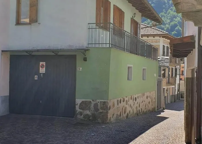 Casa A Forno Di Valstrona Con Terrazzo E Giardino * Strona